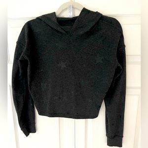 90 Degree by Reflex Like New Cropped Sweatshirt with Hood Black with sz Small